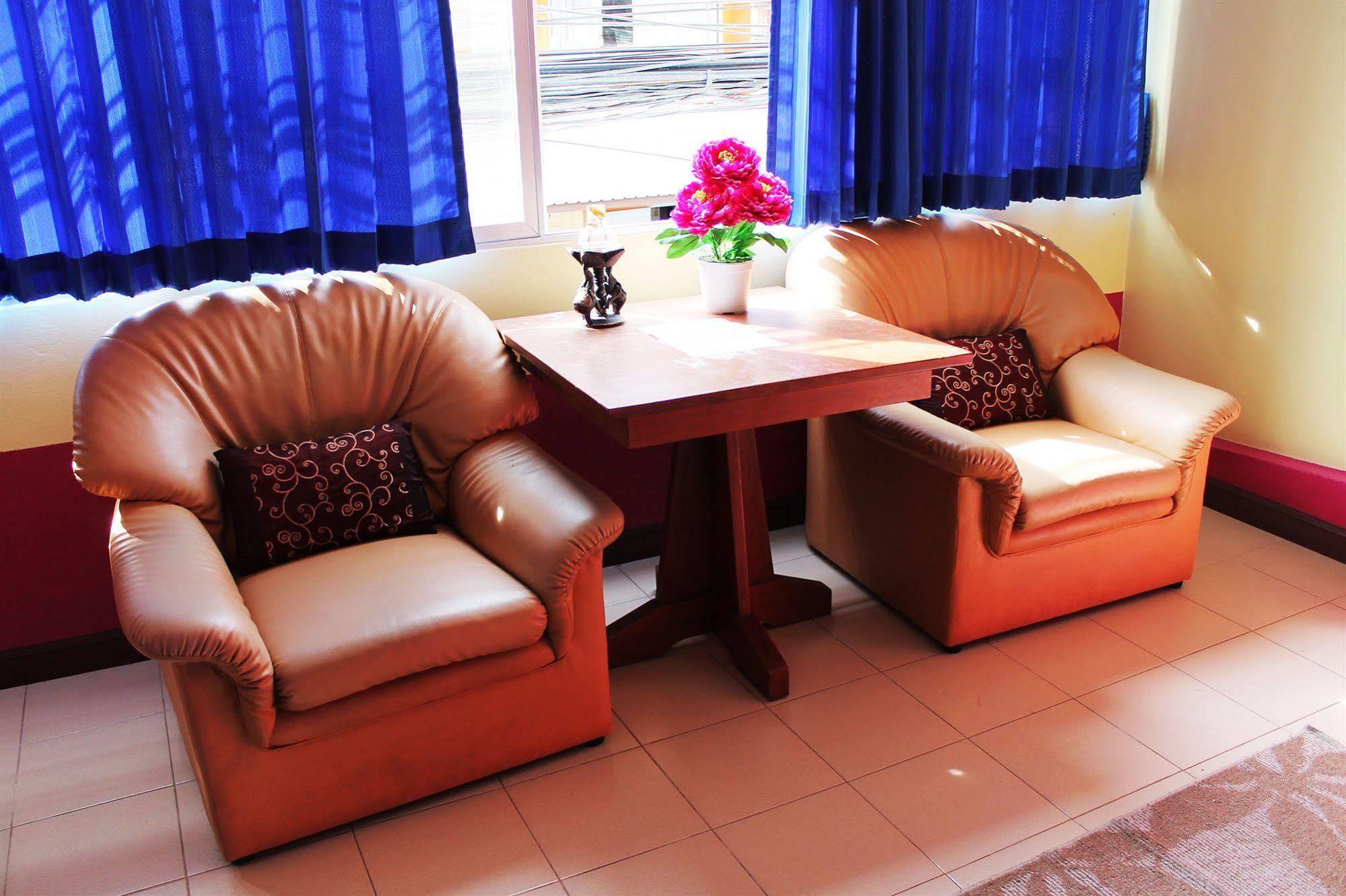 Welcome Marina Jomtien Beach Exterior photo